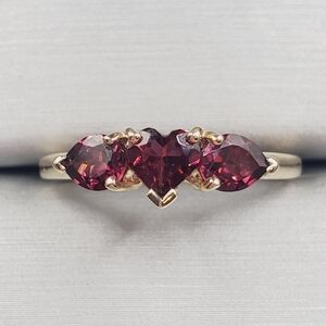 10k Solid Yellow Gold Heart & Pear Garnet Ring
